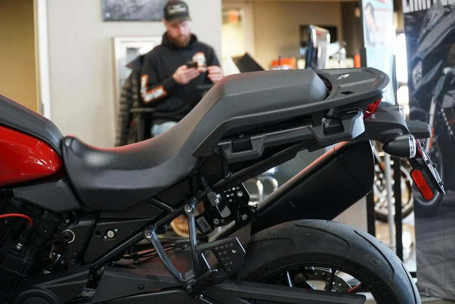 2025 Harley-Davidson® RA1250ST - Pan America® 1250 ST