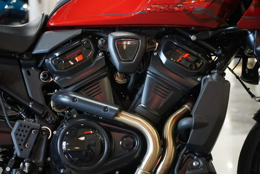 2025 Harley-Davidson® RA1250ST - Pan America® 1250 ST