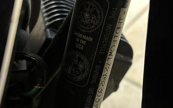 2002 Harley-Davidson® FLHTCU