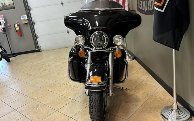 2002 Harley-Davidson® FLHTCU