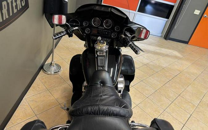 2002 Harley-Davidson® FLHTCU