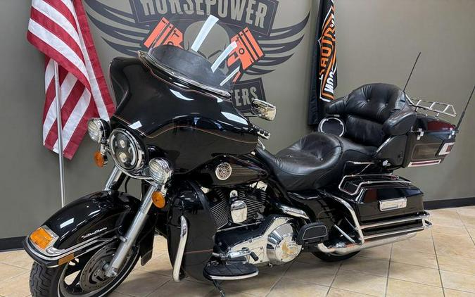 2002 Harley-Davidson® FLHTCU