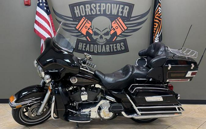 2002 Harley-Davidson® FLHTCU