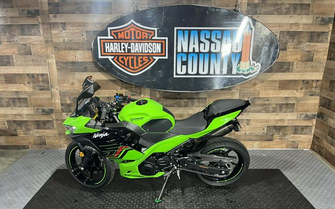 2023 Kawasaki Ninja® 400 ABS KRT Edition Lime Green/Ebony