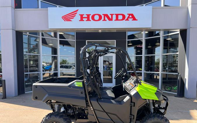 2024 Honda Pioneer 700 Deluxe