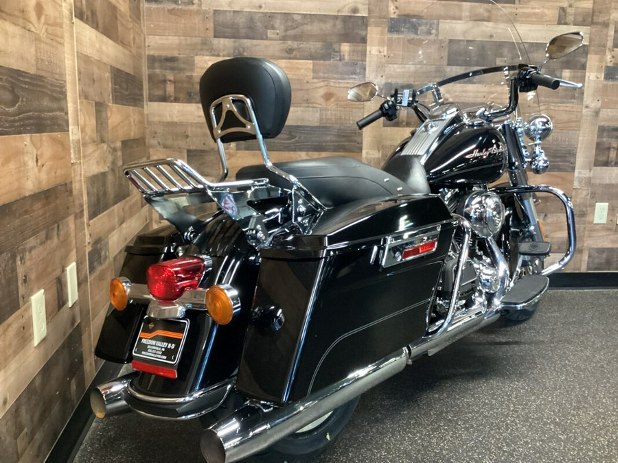 2012 Harley-Davidson Road King Black FLHR103