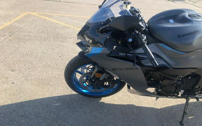 2026 Kawasaki NINJA ZX-6R ABS