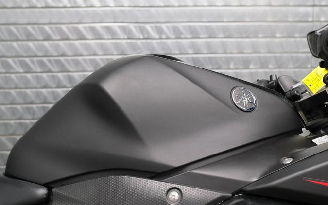 2017 YAMAHA YZF-R3 ABS