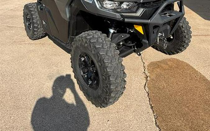 2024 Can-Am Defender Limited
