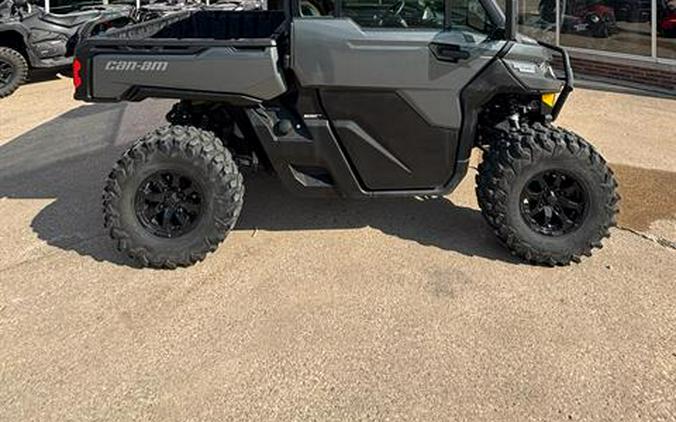 2024 Can-Am Defender Limited