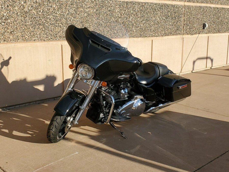 2021 Harley-Davidson Street Glide Vivid Black