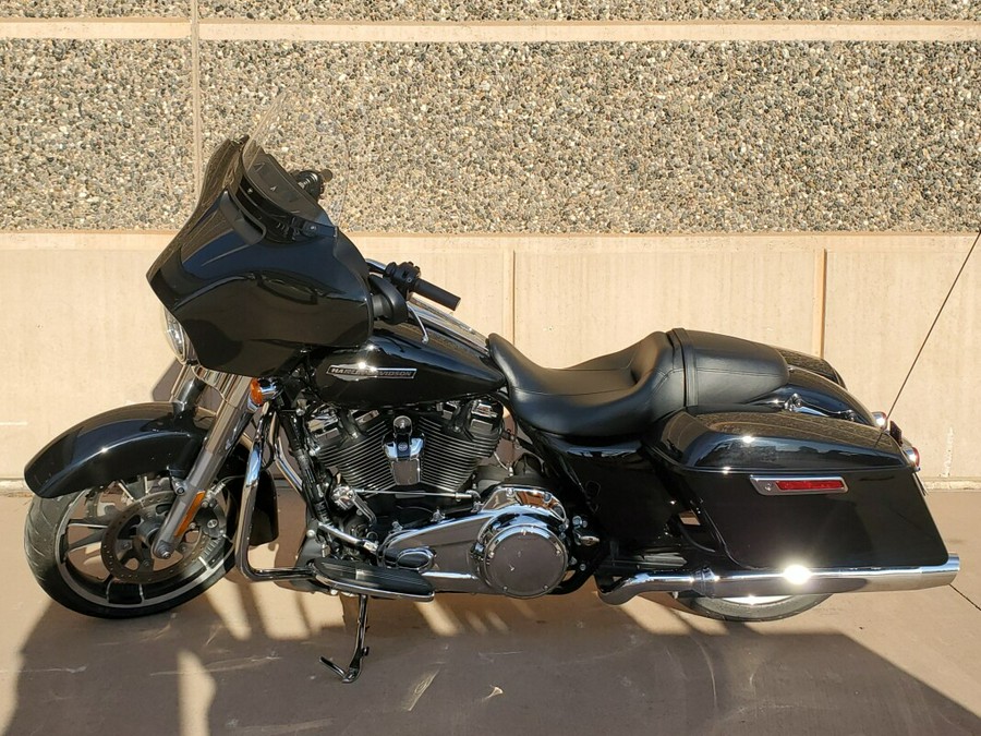 2021 Harley-Davidson Street Glide Vivid Black