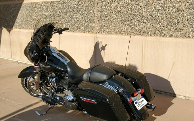 2021 Harley-Davidson Street Glide Vivid Black