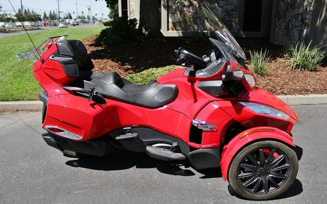 2013 Can-Am® Spyder® RT S