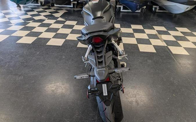 2026 Honda® CB650R E-Clutch