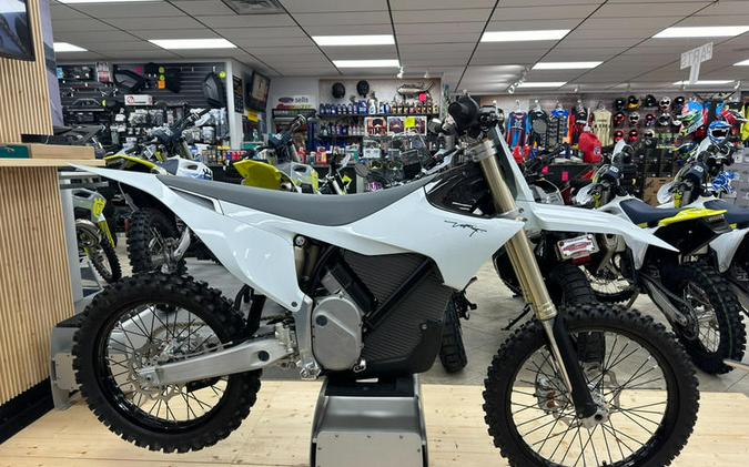 2024 Stark VARG Alpha Enduro 18"_80HP