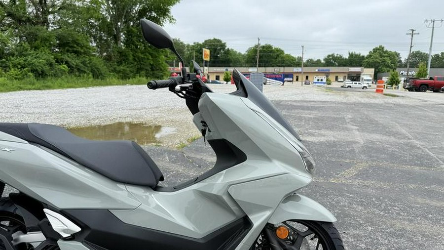 2025 Honda® PCX
