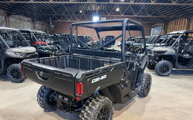 2026 Can-Am Defender DPS HD7