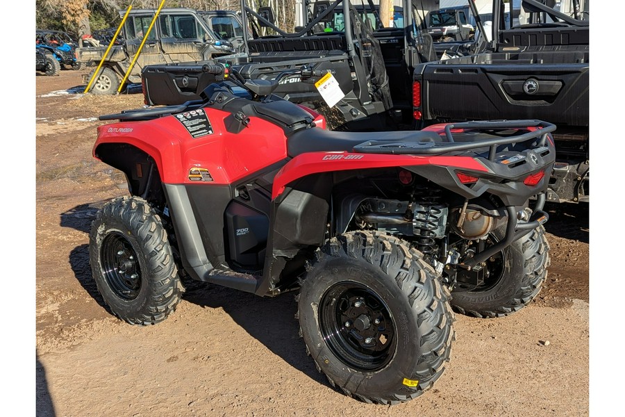 2023 Can-Am OUTLANDER 700