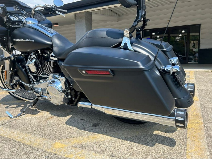 2018 Harley-Davidson® Road Glide® [FLTRX]