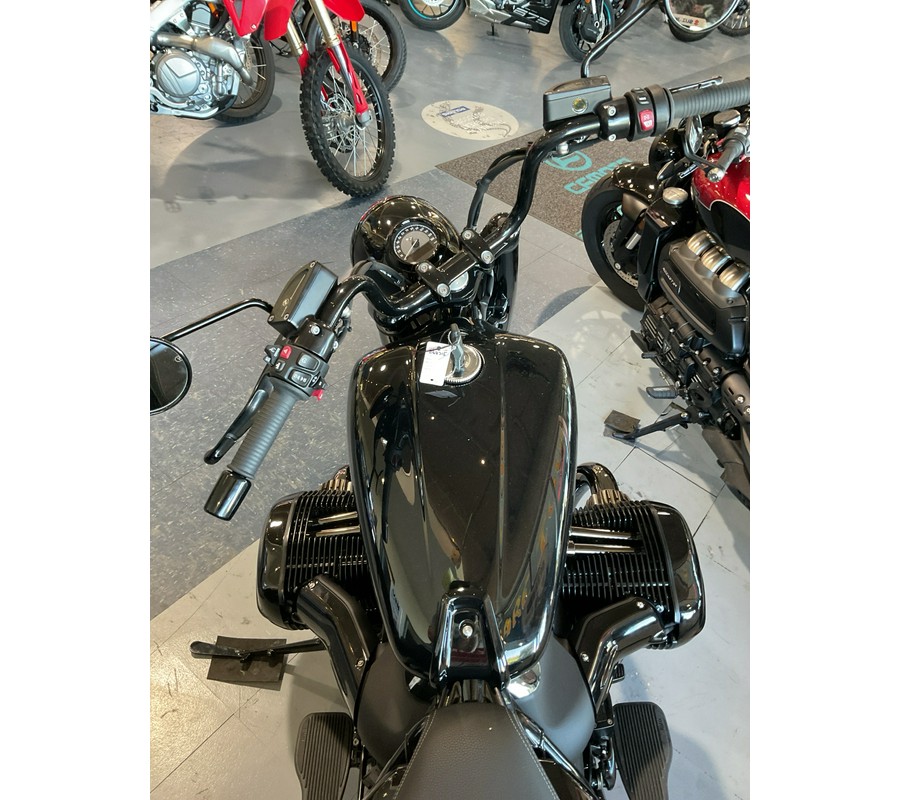 2025 BMW R 18 Roctane