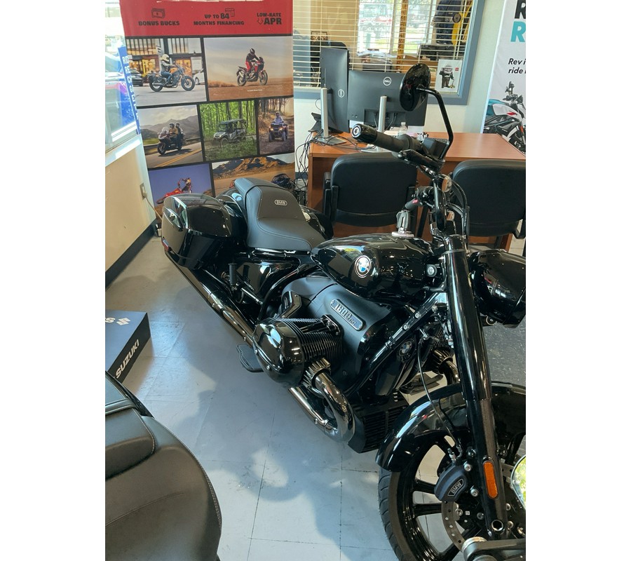 2025 BMW R 18 Roctane