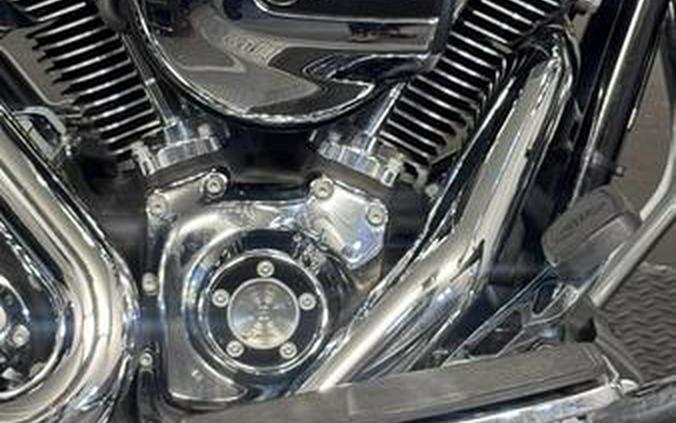 2014 Harley-Davidson® FLHR - Road King®