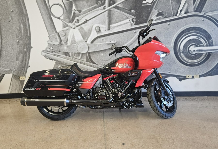 2026 CVO Road Glide ST FLTRXSTSE