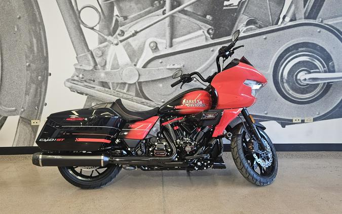 2026 CVO Road Glide ST FLTRXSTSE