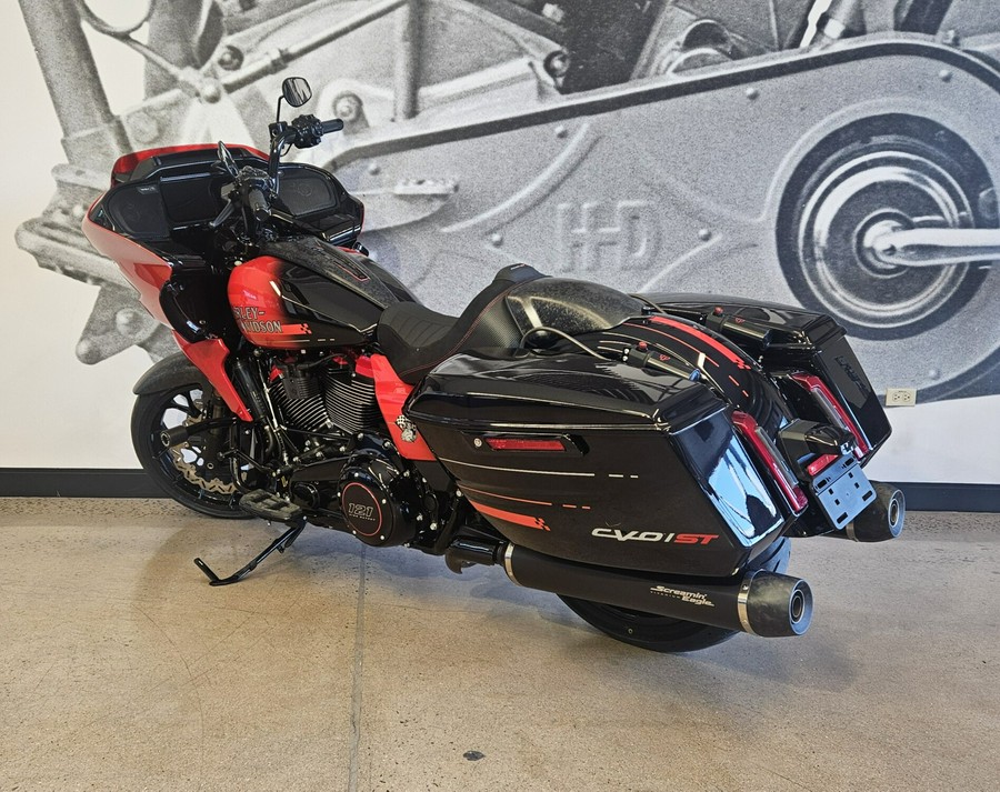 2026 CVO Road Glide ST FLTRXSTSE