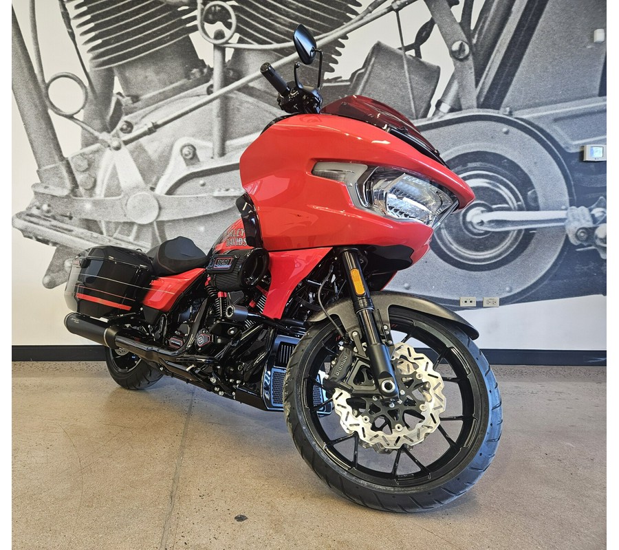 2026 CVO Road Glide ST FLTRXSTSE