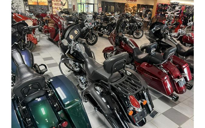 2014 Chieftain, Thunder Black, 49st - Indian Motorcycle