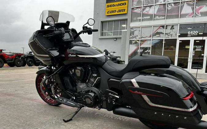 2024 Indian Motorcycle® Challenger® Elite Charcoal Candy/Black Candy