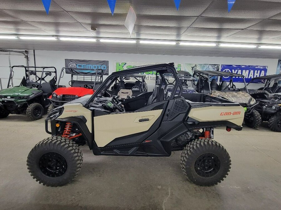 2023 Can-Am™ Commander XT-P 1000R