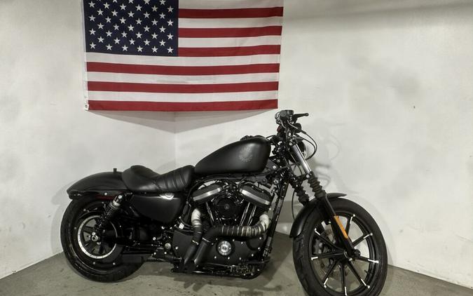 2022 Harley-Davidson Iron 883 Review [Air-Cooled Sportster]