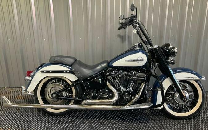 2019 Harley-Davidson Softail Heritage Classic 114