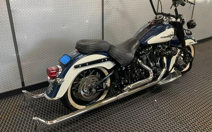 2019 Harley-Davidson Softail Heritage Classic 114