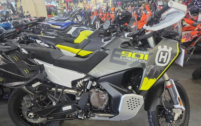 2025 Husqvarna® Norden 901 Expedition