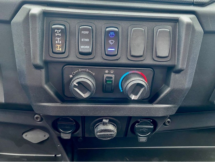 2026 Polaris RANGER XP 1000 NORTHSTAR EDITION PREMIUM STEALTH GRAY with PLOW