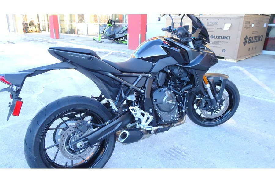 2023 Suzuki GSX-8S