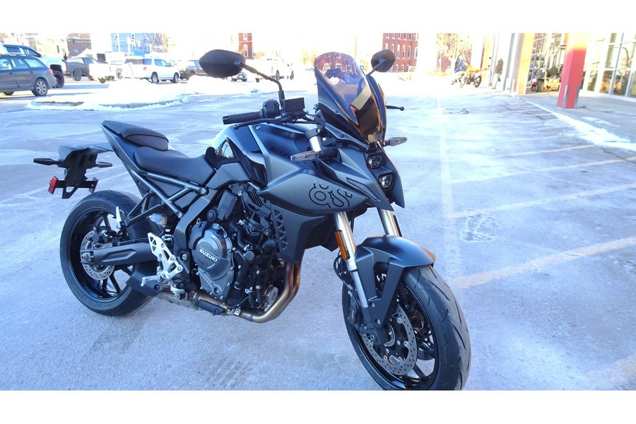 2023 Suzuki GSX-8S