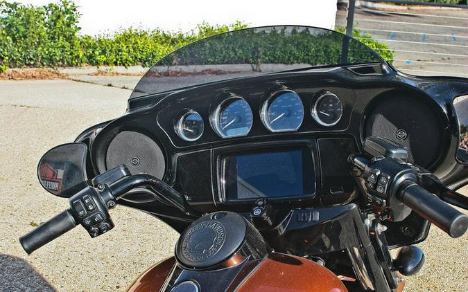 2019 Harley-Davidson® FLHXS - Street Glide® Special