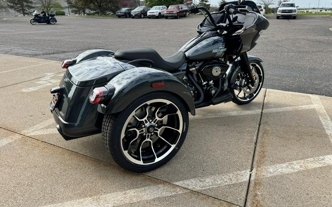 2026 Harley-Davidson Road Glide 3 Iron Horse Metallic