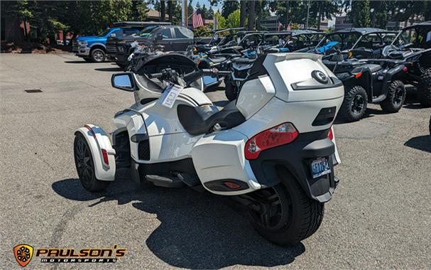 2018 Can-Am™ Spyder RT Base