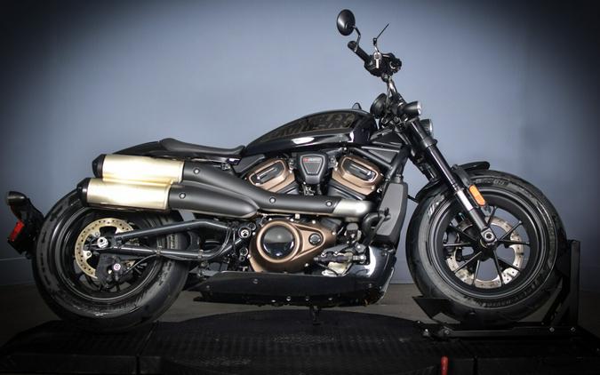 2022 Harley-Davidson Sportster S Review [w/ Mid-Control Kit]