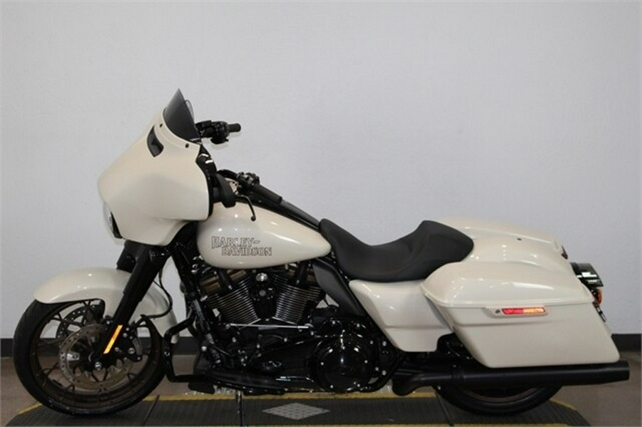 Harley-Davidson Street Glide ST 2023 FLHXST 069479 WHITE SAND PRL