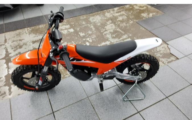 2024 KTM SX-E2