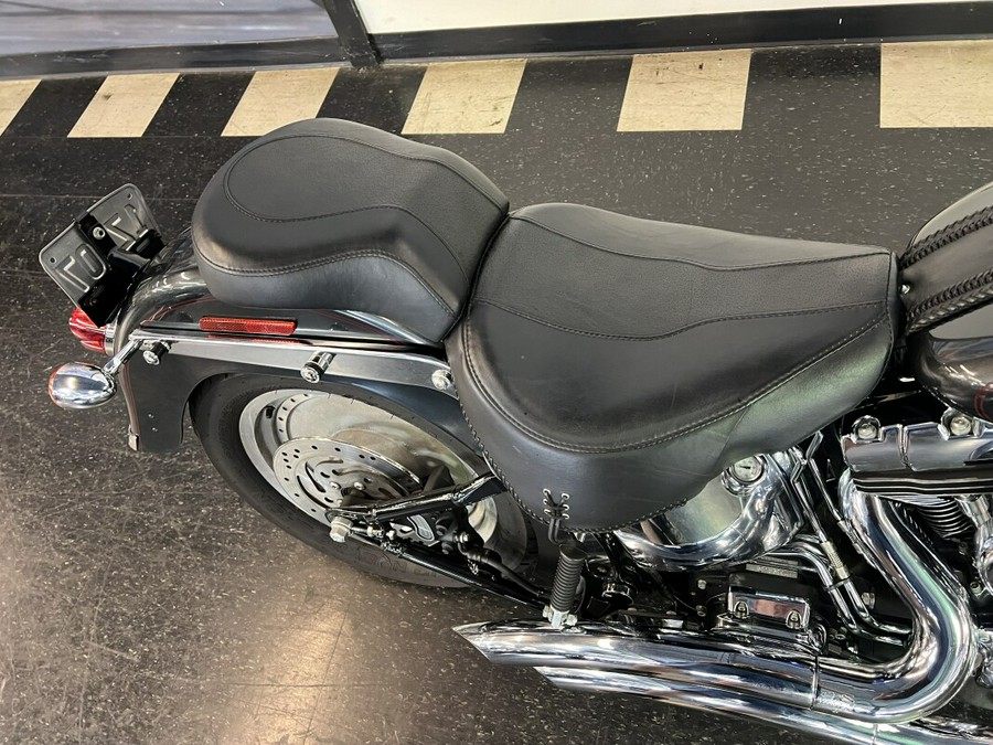 2005 Harley-Davidson Fat Boy® Black Pearl FLSTFI