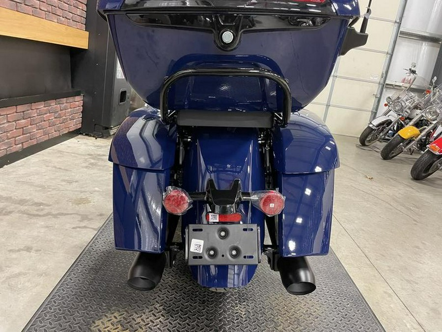 2024 Indian Motorcycle® Pursuit® Dark Horse® with PowerBand Audio Package Springfield Blue