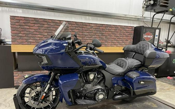 2024 Indian Motorcycle® Pursuit® Dark Horse® with PowerBand Audio Package Springfield Blue